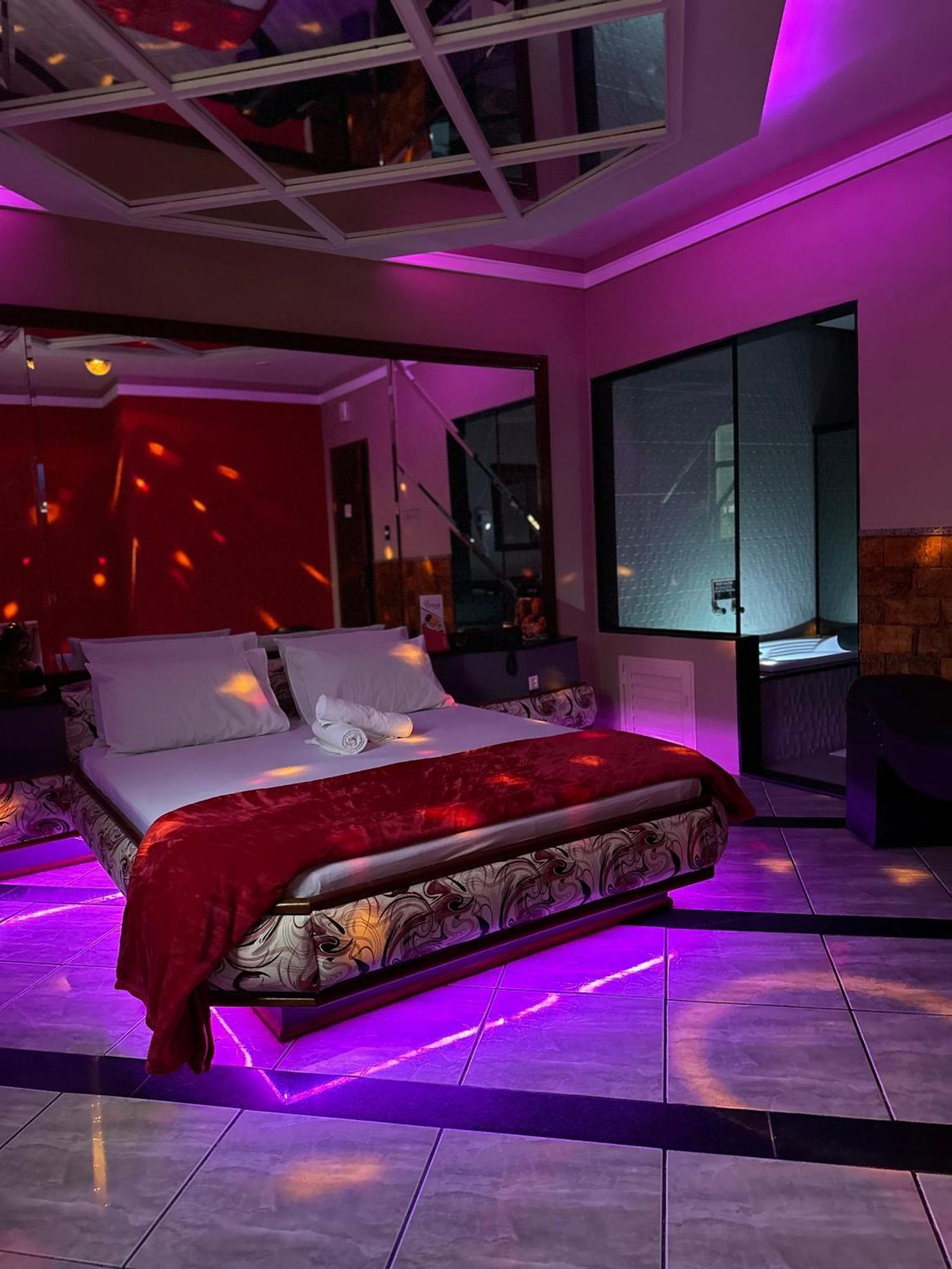 Namore Motel Итагуаи Экстерьер фото